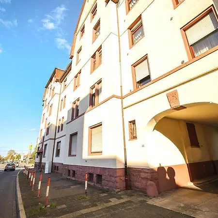 Daire Modern & Chic With Balcony In Offenbach