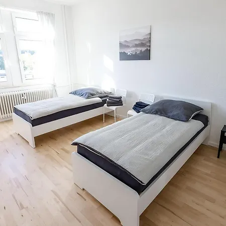 Modern & Chic With Balcony In * Offenbach am Main