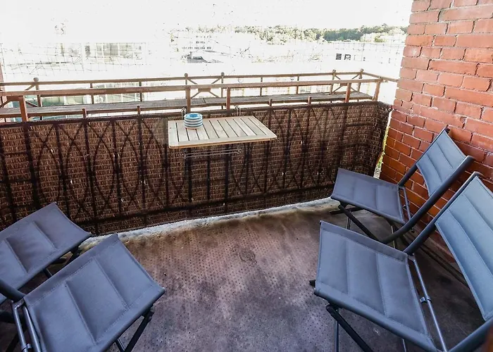 Appartement Modern & Chic With Balcony In Offenbach