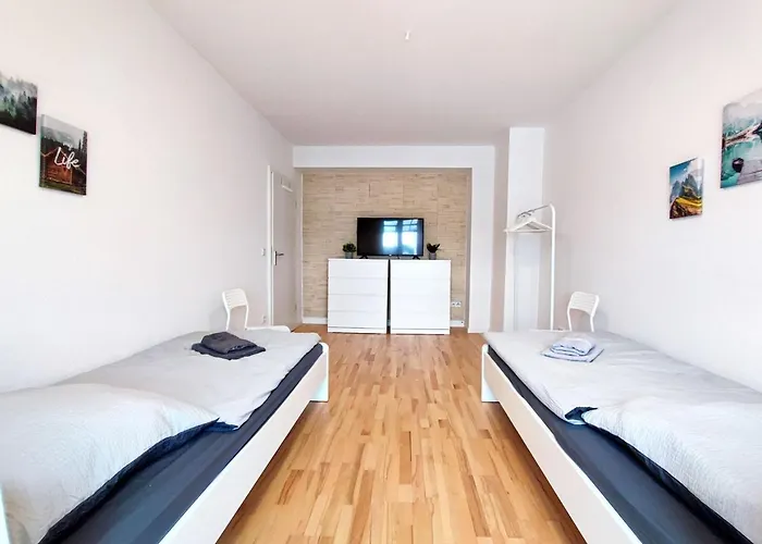 Appartement Modern & Chic With Balcony In Offenbach Gravenbruch